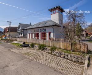 Štýlové bývanie – Unikátny rodinný dom s vežou, aký nemá nikto