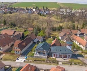 Štýlové bývanie – Unikátny rodinný dom s vežou, aký nemá nikto