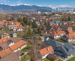 Zabehnutý bar s apartmánom a vlastnou vyhliadkovou vežou