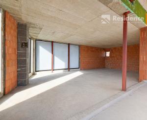 EXKLUZÍVNY DOM S TERASOU 120 m² NA HLAVNEJ CESTE DO JASNEJ