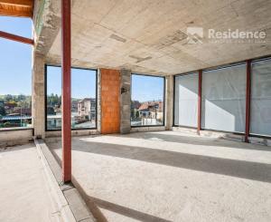 EXKLUZÍVNY DOM S TERASOU 120 m² NA HLAVNEJ CESTE DO JASNEJ