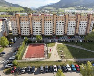 REZERVOVANÉ - Na predaj 1-izbový byt s dvoma loggiami – Roveň, Ružomberok