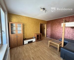 REZERVOVANÉ - Na predaj 1-izbový byt s dvoma loggiami – Roveň, Ružomberok