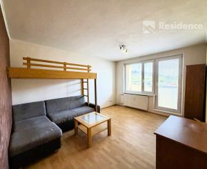 REZERVOVANÉ - Na predaj 1-izbový byt s dvoma loggiami – Roveň, Ružomberok
