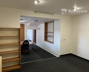 Kancelárie a obchodný priestor na prenájom – Mostová, Ružomberok