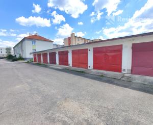 2-IZBOVÝ BYT S BALKÓNOM a GARÁŽOU – LIPTOVSKÝ PETER