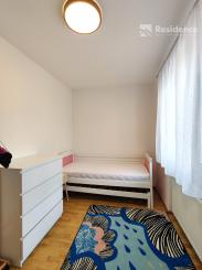 Na prenájom – priestranný 4-izbový byt s veľkou kanceláriou v Liptovskom Mikuláši