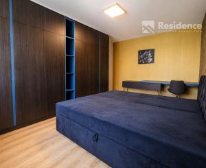 MODERNÝ 2-IZBOVÝ BYT S PARKOVACÍM MIESTOM V CENTRE LIPTOVSKÉHO MIKULÁŠA