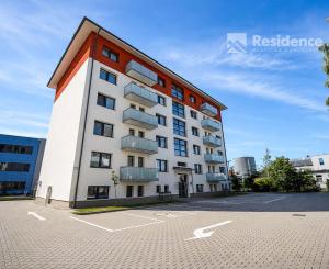 MODERNÝ 2-IZBOVÝ BYT S PARKOVACÍM MIESTOM V CENTRE LIPTOVSKÉHO MIKULÁŠA