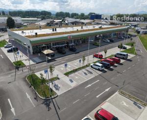 Moderný obchodný priestor 175,8 m² na prenájom – OC Point, Liptovský Mikuláš