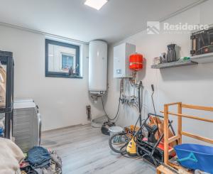 Family house in a quiet area of Dovalovo with a stream