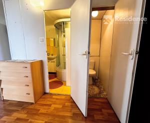 Prenájom priestranný 4-izbový byt s výmerou 79,8 m² centrum