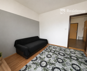 NA PREDAJ 4-izbový byt s balkónom, Liptovský Mikuláš – 77 m²