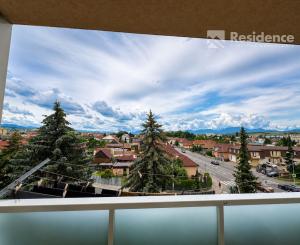 NA PREDAJ 4-izbový byt s balkónom, Liptovský Mikuláš – 77 m²
