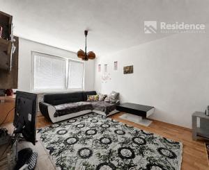 NA PREDAJ 4-izbový byt s balkónom, Liptovský Mikuláš – 77 m²