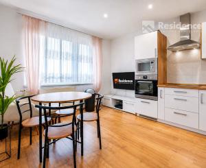 NA PREDAJ Moderný 1-izbový byt v centre Liptovského Mikuláša