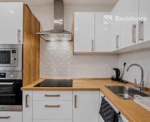 NA PREDAJ Moderný 1-izbový byt v centre Liptovského Mikuláša