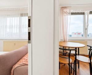 NA PREDAJ Moderný 1-izbový byt v centre Liptovského Mikuláša