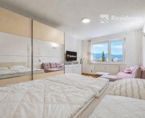 NA PREDAJ Moderný 1-izbový byt v centre Liptovského Mikuláša
