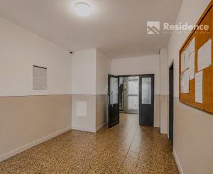 NA PREDAJ Moderný 1-izbový byt v centre Liptovského Mikuláša