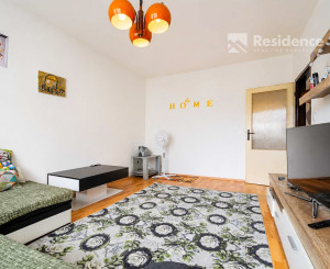 NA PREDAJ 4-izbový byt s balkónom, Liptovský Mikuláš – 77 m²