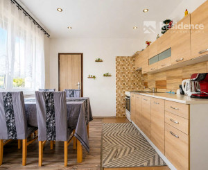 NA PREDAJ 4-izbový byt s balkónom, Liptovský Mikuláš – 77 m²