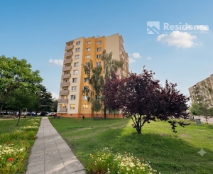Na prenájom 2-izbový byt s balkónom v Liptovskom Mikuláši