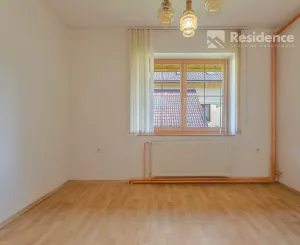 Unikátny 6-izbový rodinný dom v centre Liptovského Mikuláša s oázou pokoja a flexibilným využitím