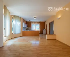 Unikátny 6-izbový rodinný dom v centre Liptovského Mikuláša s oázou pokoja a flexibilným využitím