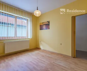 Unikátny 6-izbový rodinný dom v centre Liptovského Mikuláša s oázou pokoja a flexibilným využitím