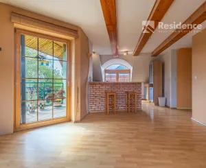 Unikátny 6-izbový rodinný dom v centre Liptovského Mikuláša s oázou pokoja a flexibilným využitím
