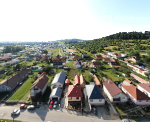 Rodinný dom s pekným pozemkom – Liptovský Mikuláš