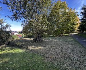 STAVEBNÝ POZEMOK V LAZISKU S PROJEKTOM RODINNÉHO DOMU | 569 m²