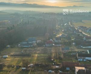 EXKLUZÍVNE | Veľkorysý stavebný pozemok 2 152 m² v obci Žiar