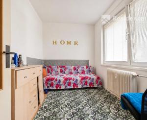 NA PREDAJ: 4-izbový byt s balkónom, Liptovský Mikuláš – 77 m²