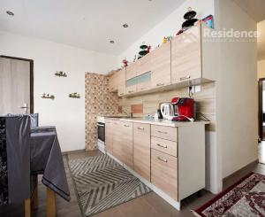 NA PREDAJ: 4-izbový byt s balkónom, Liptovský Mikuláš – 77 m²