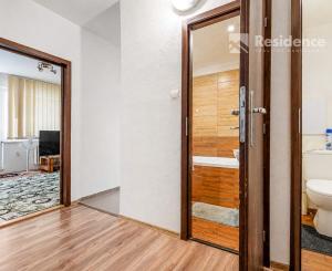 NA PREDAJ: 4-izbový byt s balkónom, Liptovský Mikuláš – 77 m²