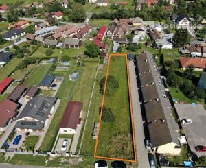 Stavebný pozemok pre rodinný dom v obci Svätý Kríž (1 013 m²)