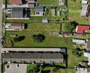 Stavebný pozemok pre rodinný dom v obci Svätý Kríž (1 013 m²)
