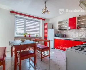 Na predaj: Priestranný 5-izbový rodinný dom s veľkým pozemkom (1250 m²) v Podturni