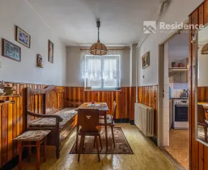 Priestranný 6-izbový rodinný dom v Palúdzke na predaj – výborná lokalita pri Demänovke