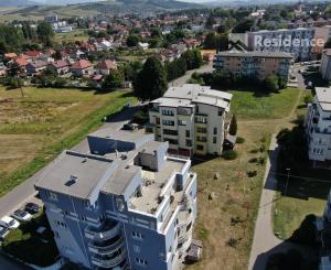 Priestranný 5-izbový mezonet | 137 m² + TERASA | 3 BALKÓNY | GARÁŽ