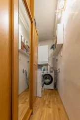 Výnimočný, veľký a slnečný 3-izbový byt s pieckou a dvoma balkónmi – Demänová