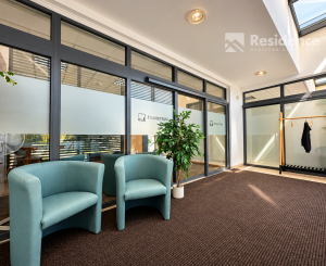 PRENÁJOM REPREZENTATÍVNYCH KANCELÁRSKYCH PRIESTOROV – 208 m²