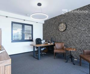 MODERNÝ SKLADOVÝ AREÁL S SHOWROOMOM A ADMINISTRATÍVOU | 743 m² | POZEMOK 2 679 m²