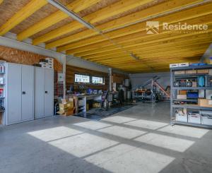 MODERNÝ SKLADOVÝ AREÁL S SHOWROOMOM A ADMINISTRATÍVOU | 743 m² | POZEMOK 2 679 m²