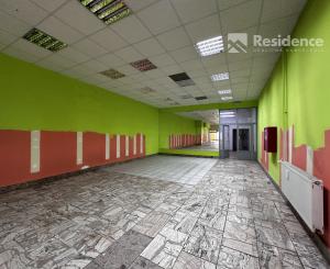 OBCHODNÉ PRIESTORY NA PRENÁJOM | 300 m² | PEŠIA ZÓNA LIPTOVSKÝ MIKULÁŠ