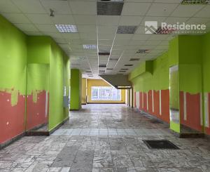 OBCHODNÉ PRIESTORY NA PRENÁJOM | 300 m² | PEŠIA ZÓNA LIPTOVSKÝ MIKULÁŠ