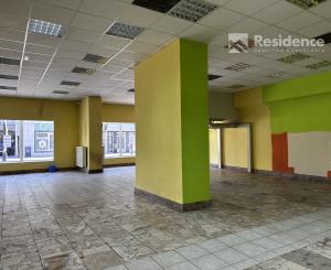 OBCHODNÉ PRIESTORY NA PRENÁJOM | 300 m² | PEŠIA ZÓNA LIPTOVSKÝ MIKULÁŠ
