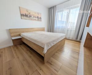 Nájom, 2-izbový byt v centre, Liptovský Mikuláš, s parkingom